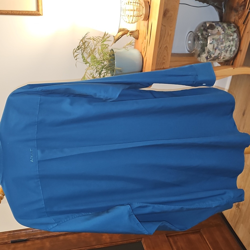 Teal Ariat Button Down - image 6